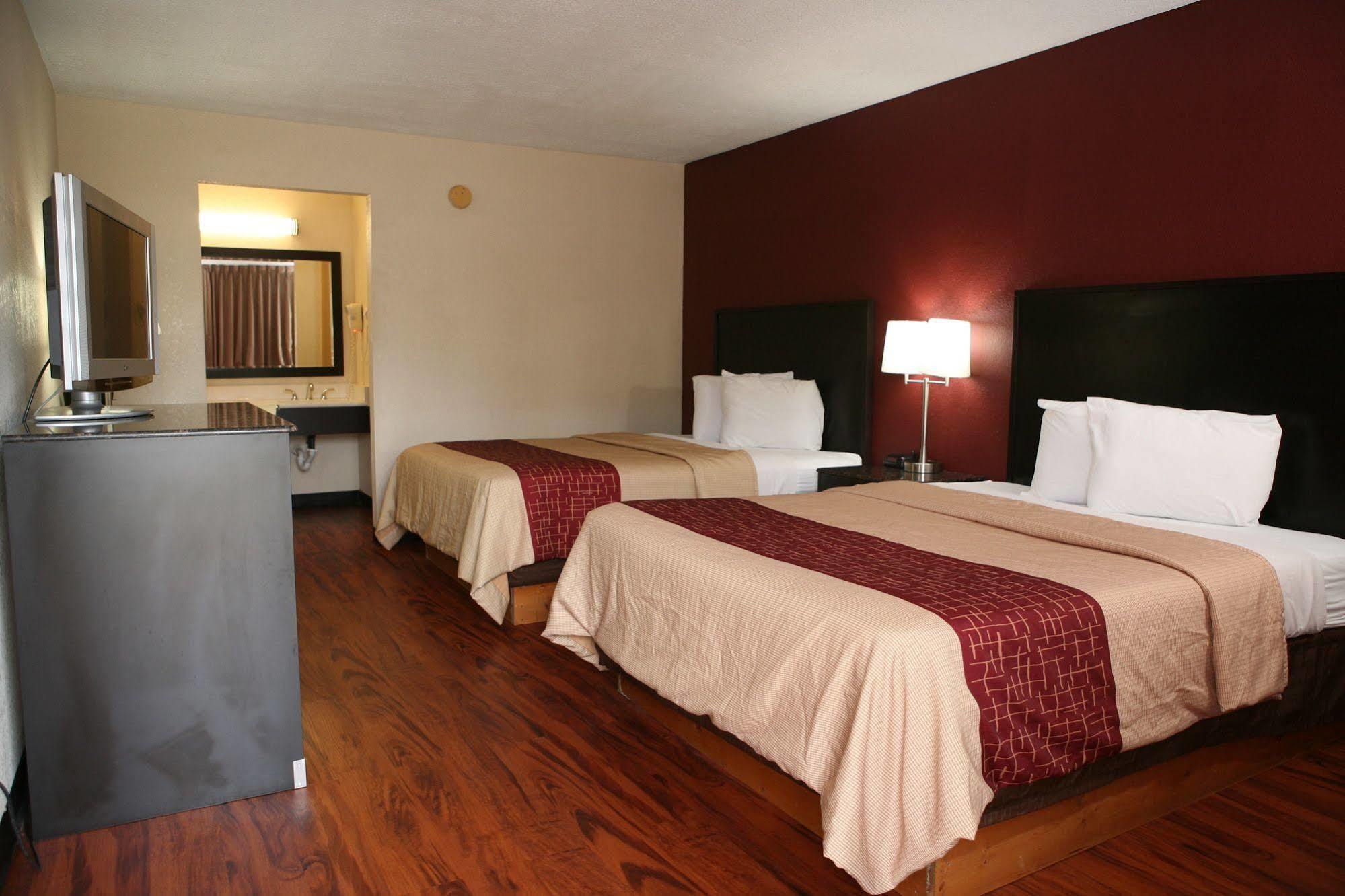 Red Roof Inn & Suites Cave City Exteriér fotografie